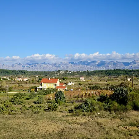 Coastal Escape In Apartman Ljubac (Zadar)