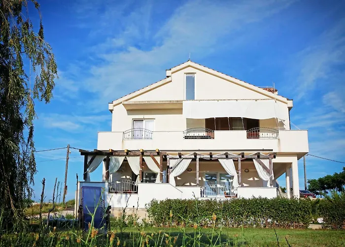 아파트 Coastal Escape In Ljubač
