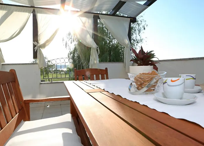 Coastal Escape In * Любач